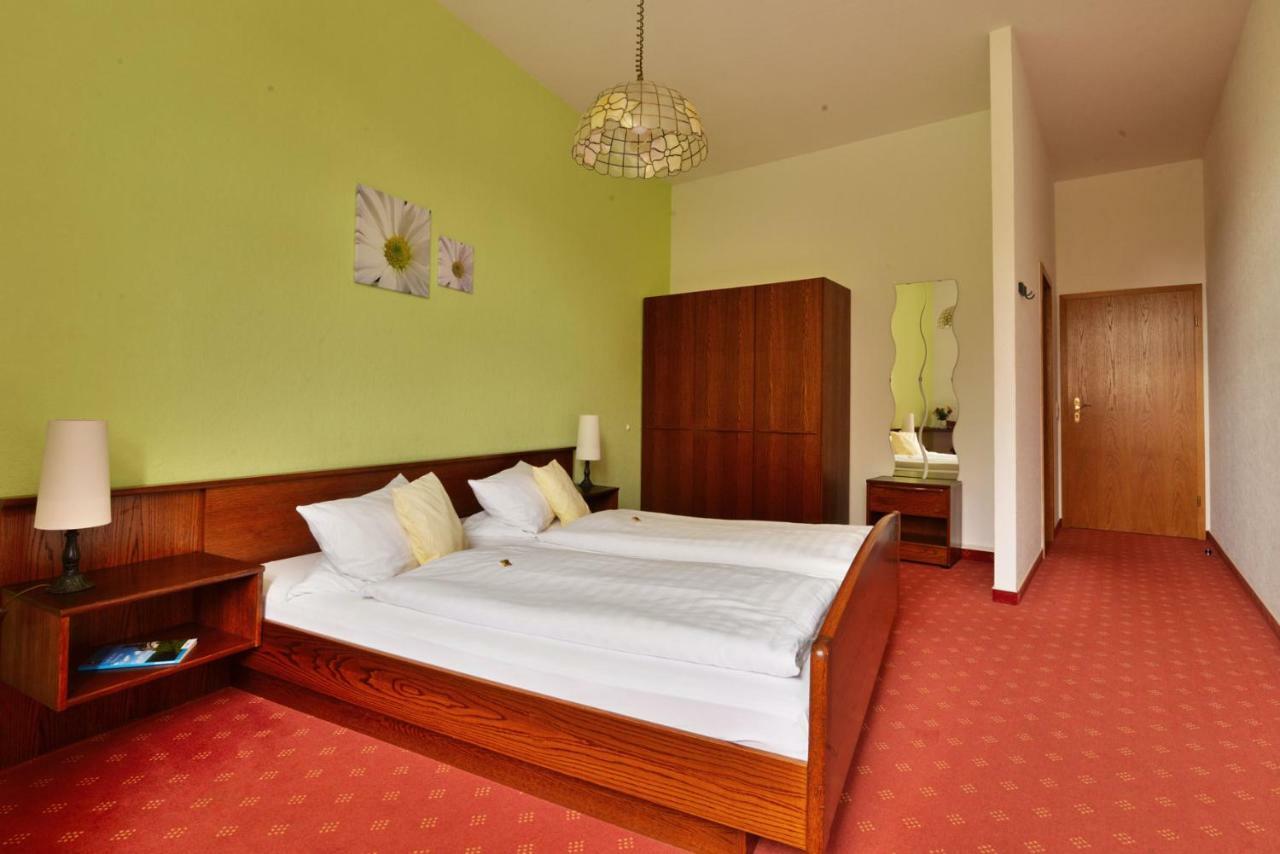 Landgasthof & Hotel Krone Eischleben Ichtershausen Ngoại thất bức ảnh
